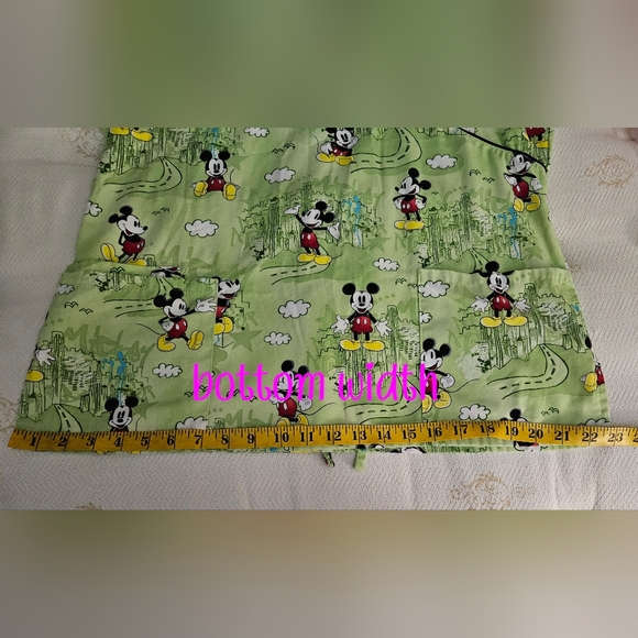 Disney Mickey Mouse Scrub Top Size M Medium 3 Pockets Draw String Back SO CUTE!! - Picture 6 of 12